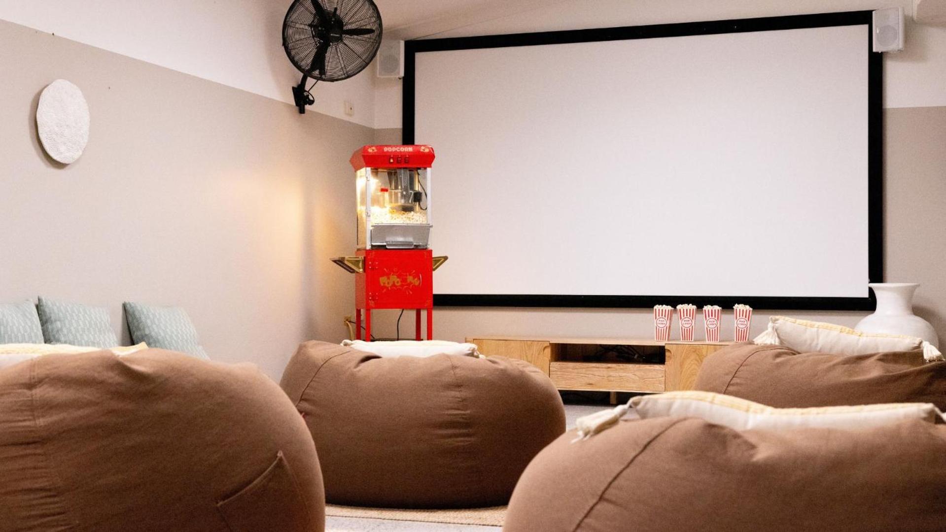 Stoke House Hostel Sydney